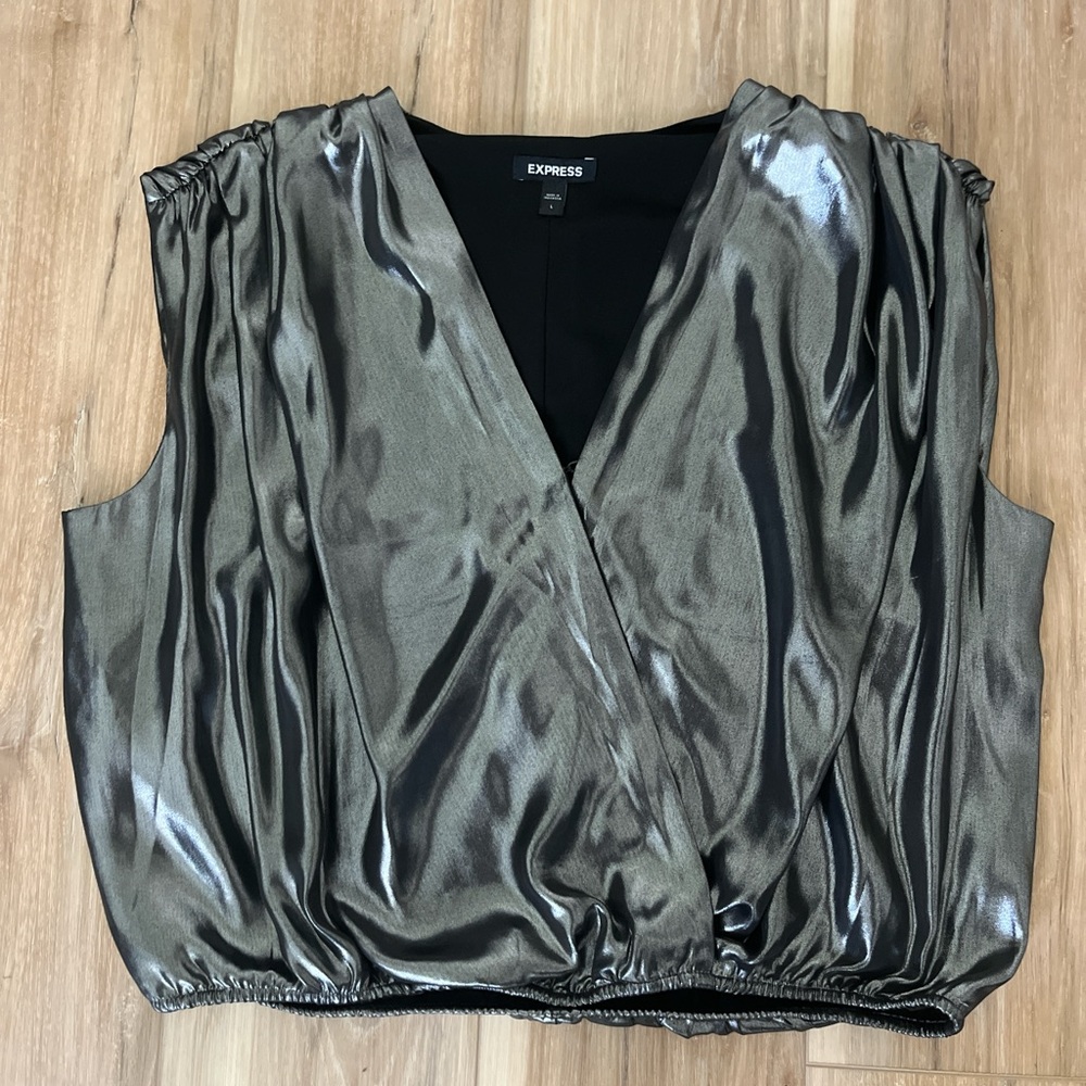 Express Metallic  Top
